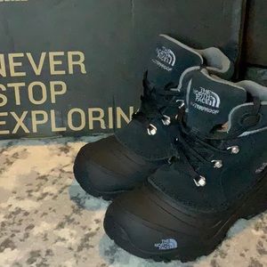 Boy size 13 Brand new North Face boots